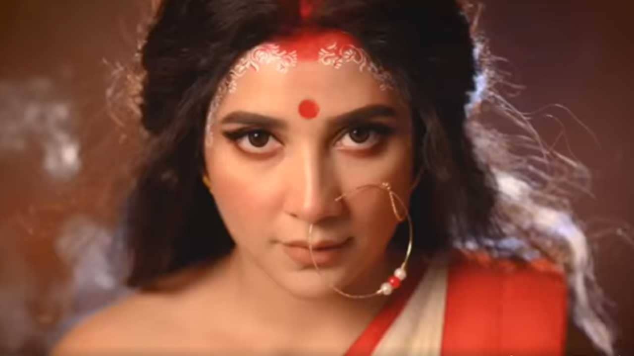 Subhashree Ganguly: ‘নানা রূপে মহামায়া’ ভিন্ন লুকে প্রকাশ্যে শুভশ্রী গঙ্গোপাধ্যায়