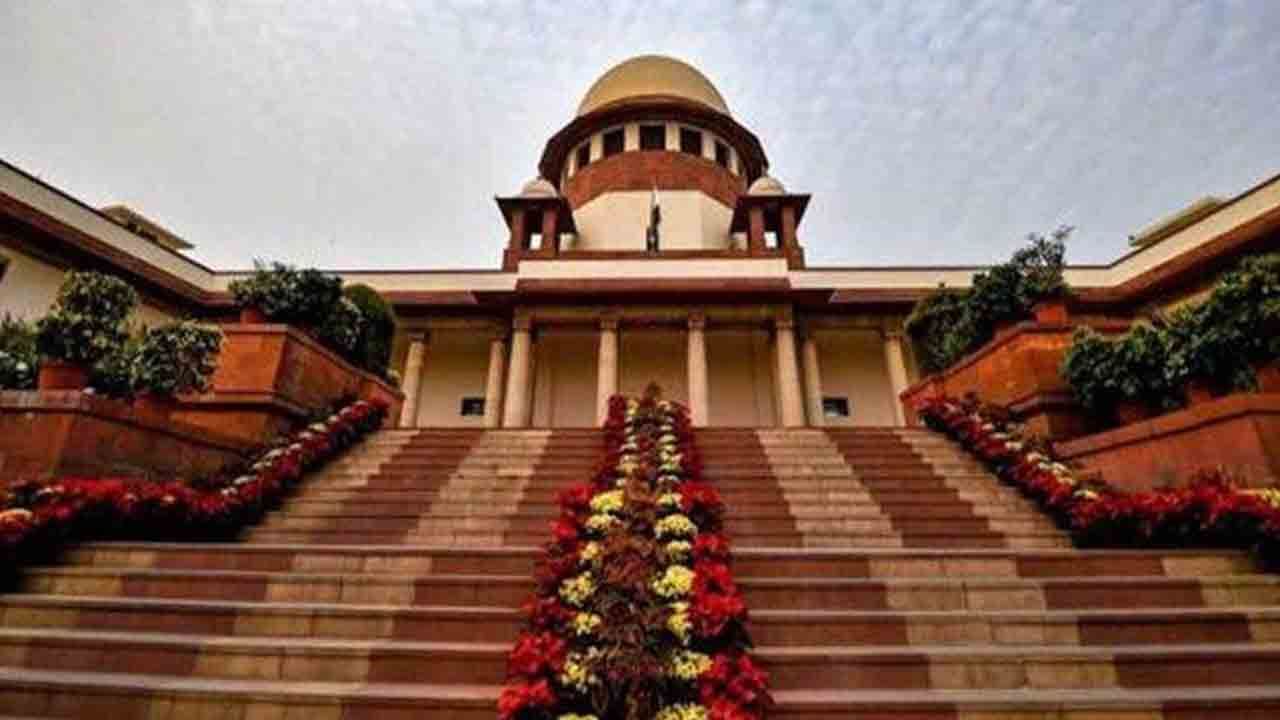 Supreme Court rebukes West Bengal: করোনায় মৃতদের পরিবারকে ক্ষতিপূরণে কেন ঢিলেমি? পশ্চিমবঙ্গ সহ ৩ রাজ্যকে 'সুপ্রিম' ভর্ৎসনা