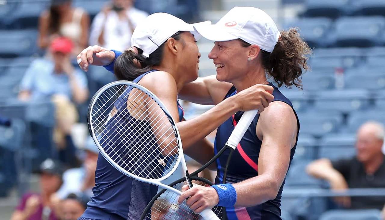 US Open 2021: মেয়েদের ডাবলসে চ্যাম্পিয়ন স্টোসুর-সুয়াই জুটি