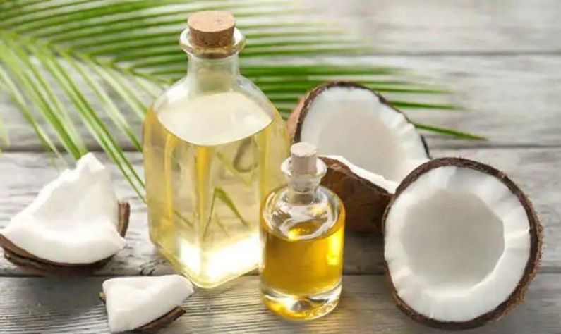 Coconut Oil for Skin: হাইড্রেট রাখতে এই প্রাকৃতিক তেলে রয়েছে হাজারো পুষ্টিগুণ!