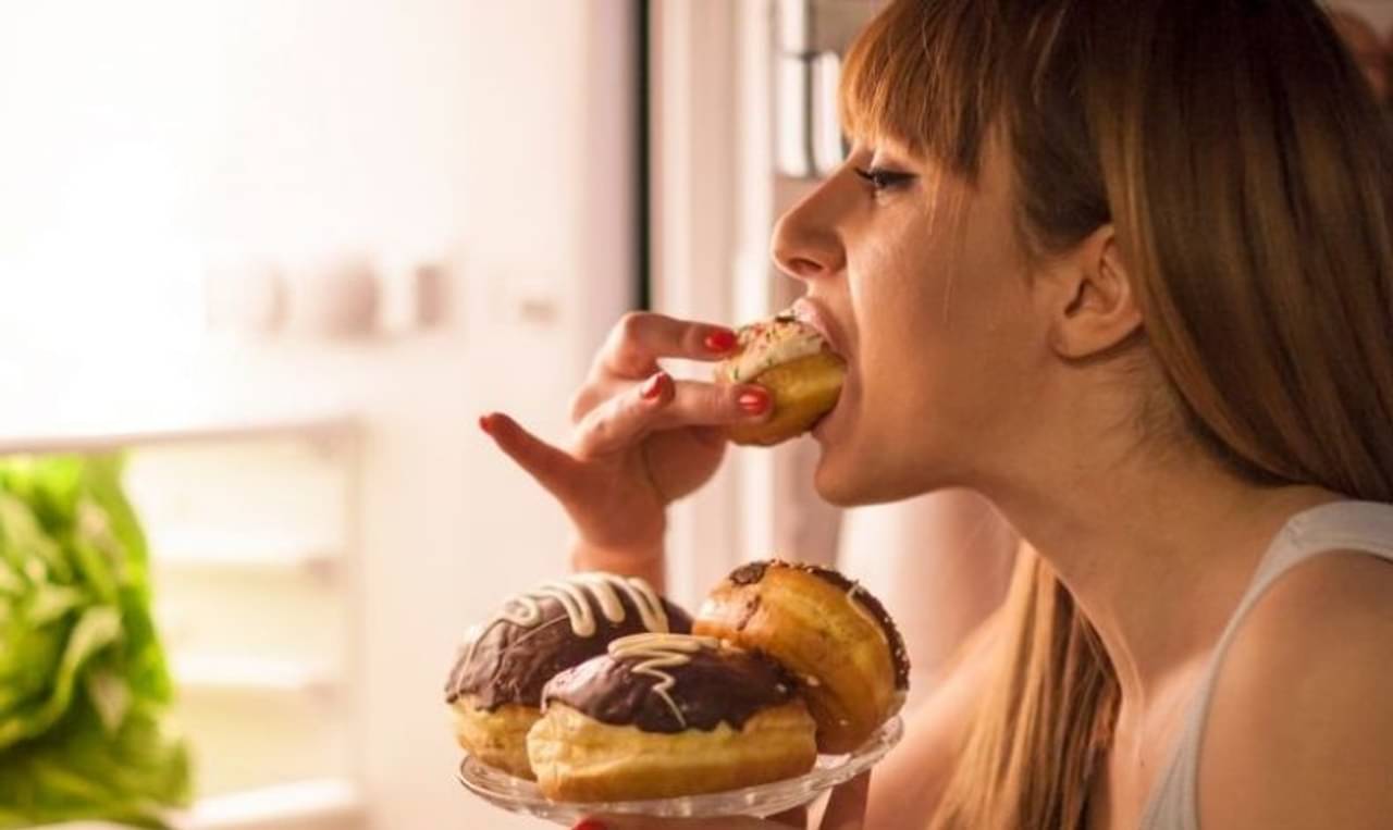 Cause Of Obesity: বেশি খাওয়া মানেই ওবেসিটি নয়! তাহলে আসল কারণ কী?