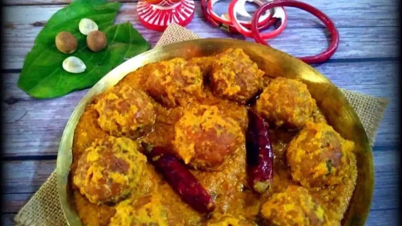 Recipe: অষ্টমীর দিনের স্পেশ্যাল মেনু, বানিয়ে ফেলুন রসগোল্লার নিরামিষ কোর্মা...
