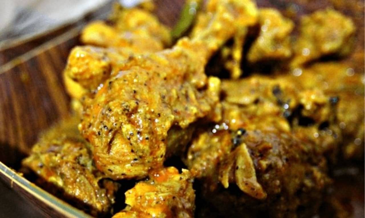 Shorshe Chicken: বাঙালির পাত থেকে হারিয়ে গিয়েছে ঐতিহ্যবাহী সরষে চিকেনের পদ! রইল তার রেসিপি