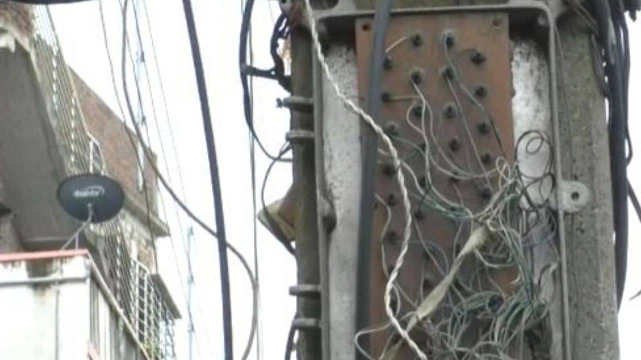 Barrackpore: বিদ্যুৎস্পৃষ্ট হয়ে একের পর এক মৃত্যু ব্যারাকপুর শিল্পাঞ্চলে! সরজমিনে Tv9 বাংলা