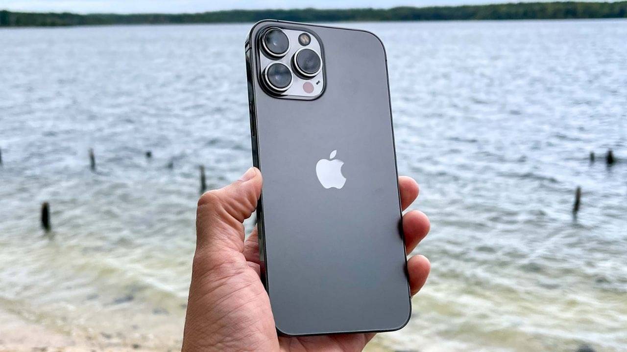 iPhone 13: দিওয়ালি উপলক্ষ্যে আইফোন ১৩ মডেলে বিশেষ ছাড়, পাওয়া যাচ্ছে ৫৫,৯০০ টাকায়!