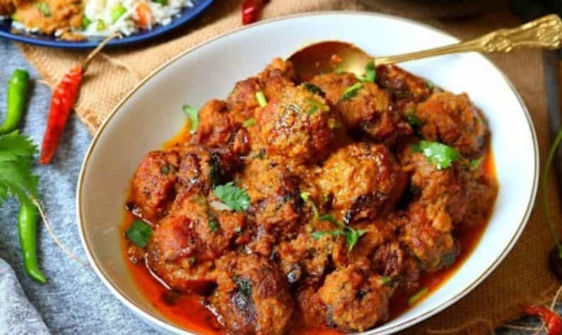 Recipe: বৃষ্টির দিনে ভাজা বা ভাপা ইলিশের বদলে রেঁধে ফেলুন অসাধারণ স্বাদের ইলিশ কোফতা!