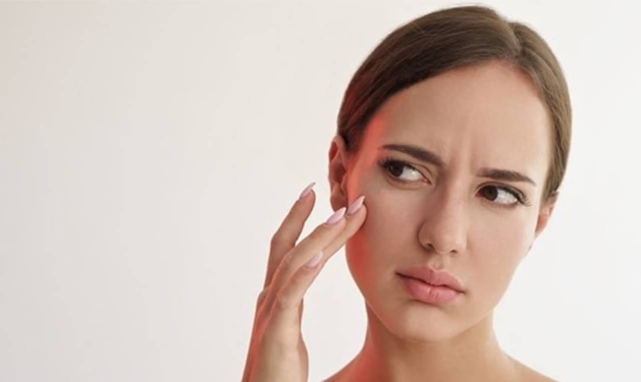 Home Remedy for Pimples: রাতারাতি ব্রণ হঠাতে মাত্র ২টি ঘরোয়া উপাদানই যথেষ্ট!