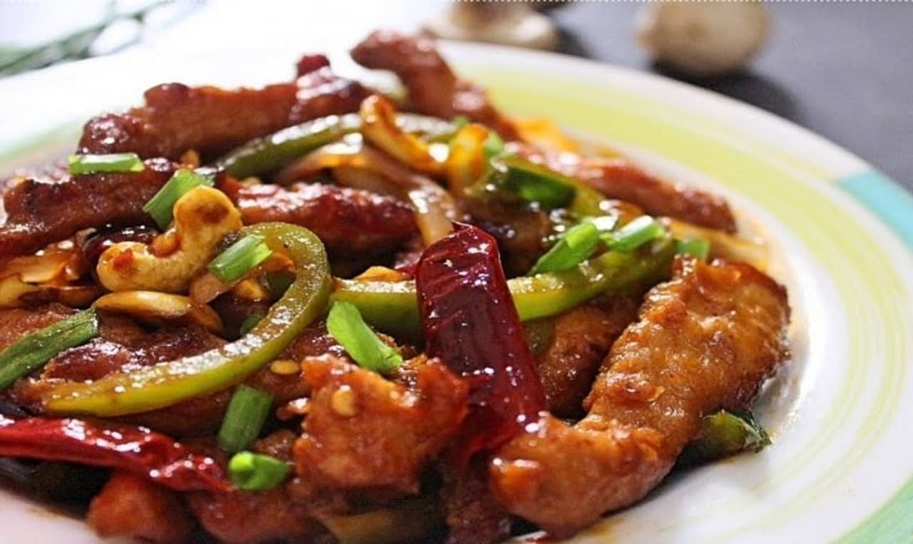 Recipe: চিকেনের রান্নায় নতূনত্ব আনতে চান? ঘরোয়া উপকরণের বানাতে পারেন এই সুস্বাদু চাইনিজ পদ!