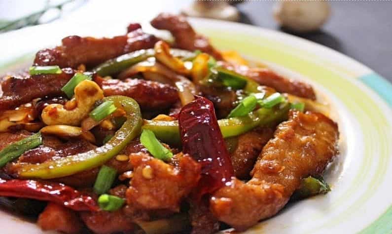 Recipe: চিকেনের রান্নায় নতূনত্ব আনতে চান? ঘরোয়া উপকরণের বানাতে পারেন এই সুস্বাদু চাইনিজ পদ! Recipe: চিকেনের রান্নায় নতূনত্ব আনতে চান? ঘরোয়া উপকরণের বানাতে পারেন এই সুস্বাদু চাইনিজ পদ!