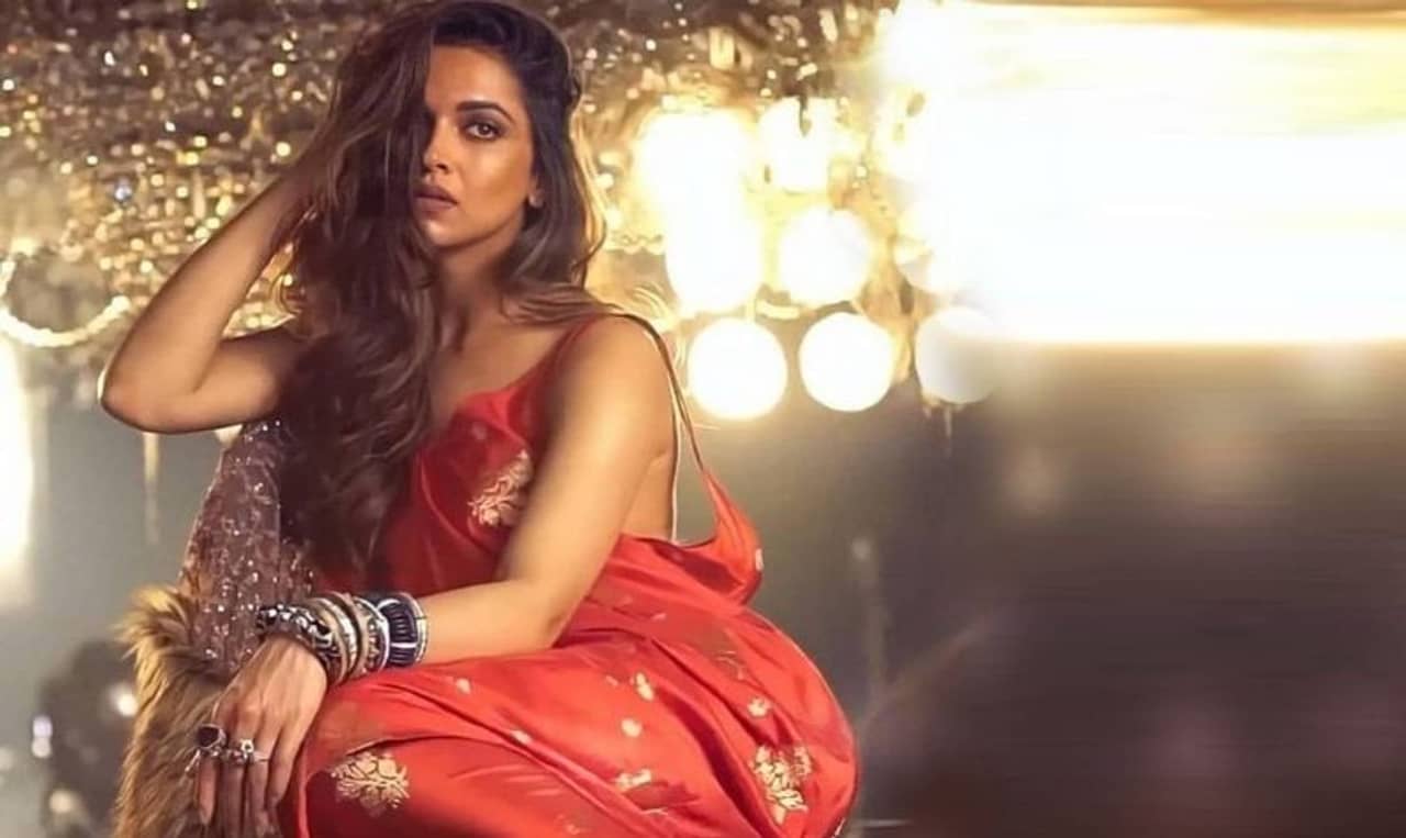 Deepika Padukone: লেটেস্ট ফটোশ্যুটে প্রিন্টেড শোয়েটারে ফের নজর কাড়লেন দীপিকা পাড়ুকোণ!