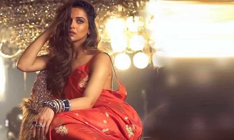 Deepika Padukone: লেটেস্ট ফটোশ্যুটে প্রিন্টেড শোয়েটারে ফের নজর কাড়লেন দীপিকা পাড়ুকোণ! Deepika Padukone: লেটেস্ট ফটোশ্যুটে প্রিন্টেড শোয়েটারে ফের নজর কাড়লেন দীপিকা পাড়ুকোণ!