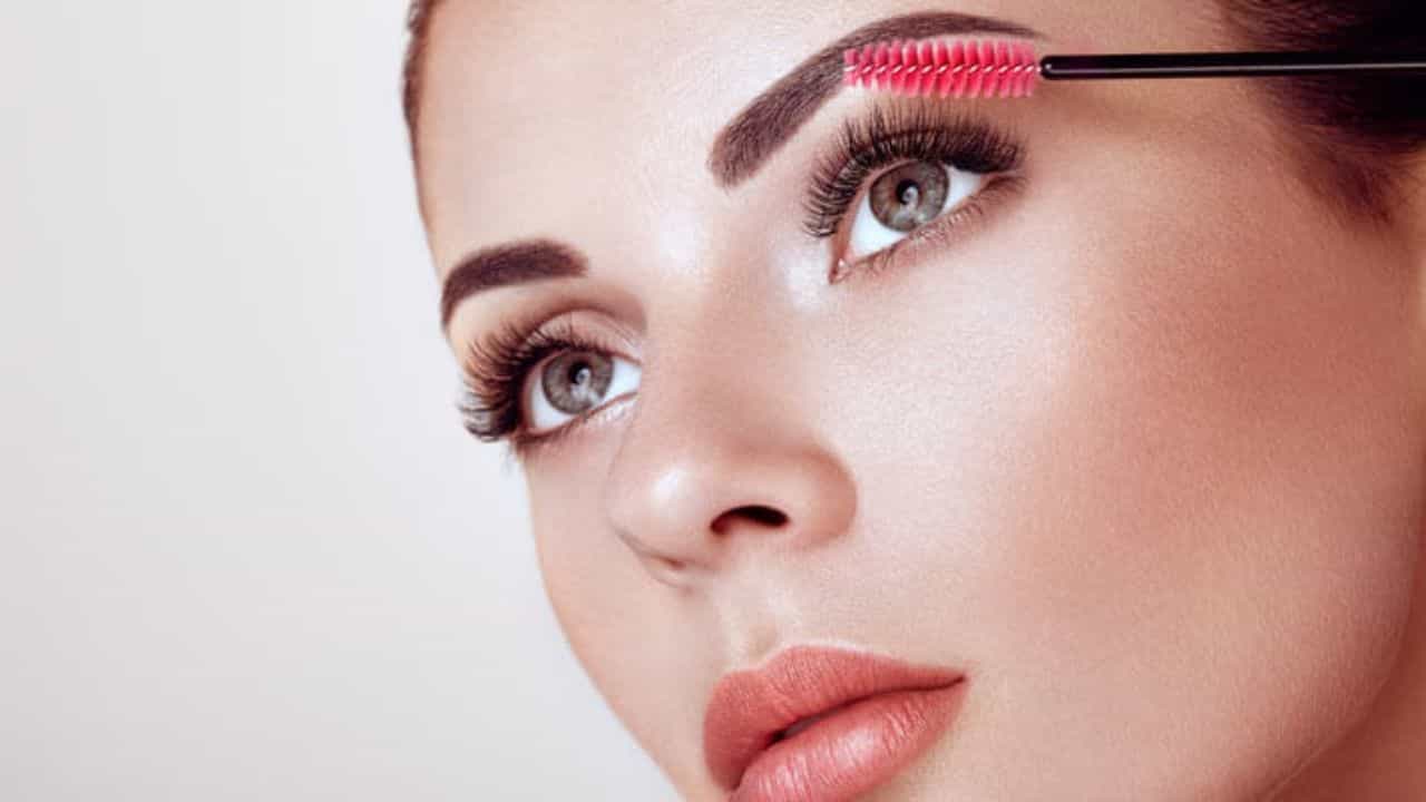 Eye Lashes Growth: এই ঘরোয়া উপায়গুলি জেনে নিন আর আপনার চোখের পাতার চুলকে আরও ঘন এবং মজবুত করে তুলুন... Eye Lashes Growth: এই ঘরোয়া উপায়গুলি জেনে নিন আর আপনার চোখের পাতার চুলকে আরও ঘন এবং মজবুত করে তুলুন...