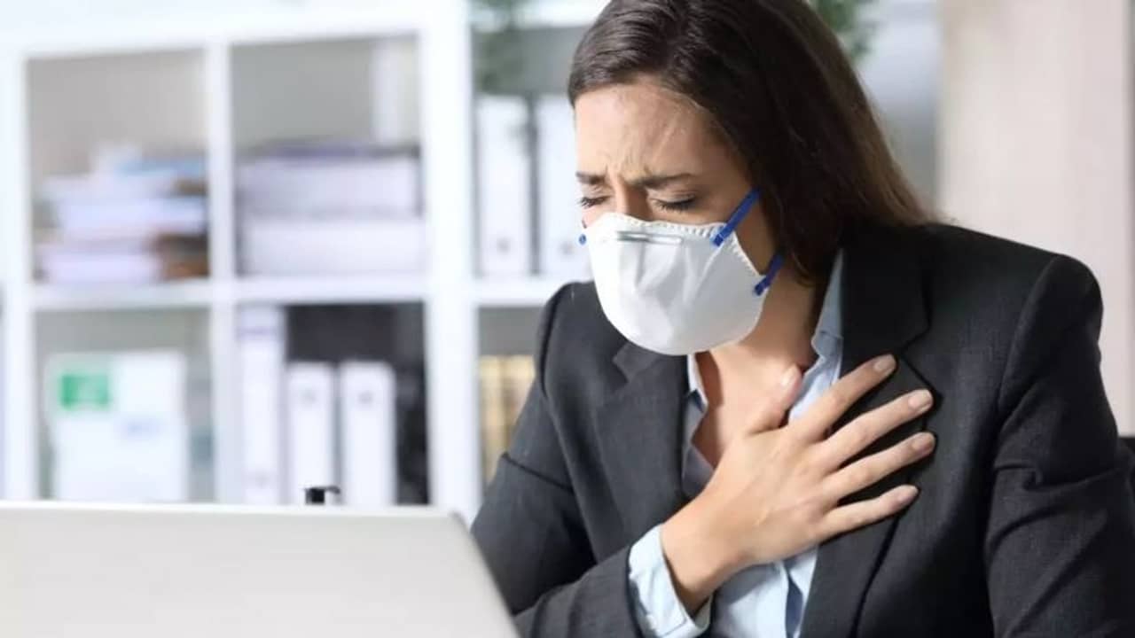 করোনায় সুস্থ হওয়ার পর কম বয়সি ও শিশুদের মধ্যে কেন দেখা যাচ্ছে হৃদরোগের সমস্যা?