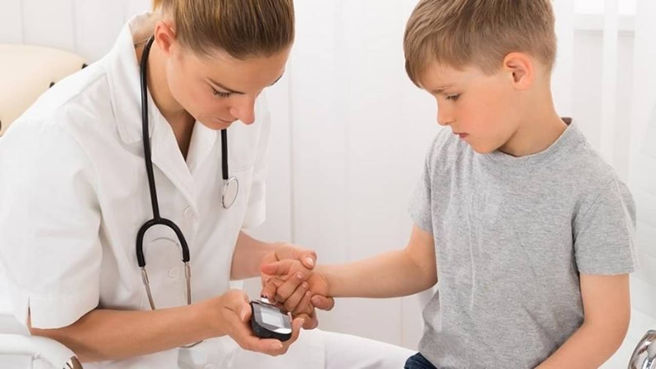 শিশুদের মধ্যে ডায়বেটিসের সমস্যা দেখা দিলে কী করবেন জেনে নিন?
