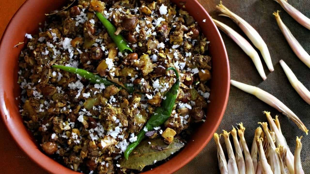 Recipe: এবার মোচার ঘণ্টে যোগ করুন চিকেনের স্বাদ, বাড়িতে বানিয়ে ফেলুন মোচা চিকেন ঘণ্ট...