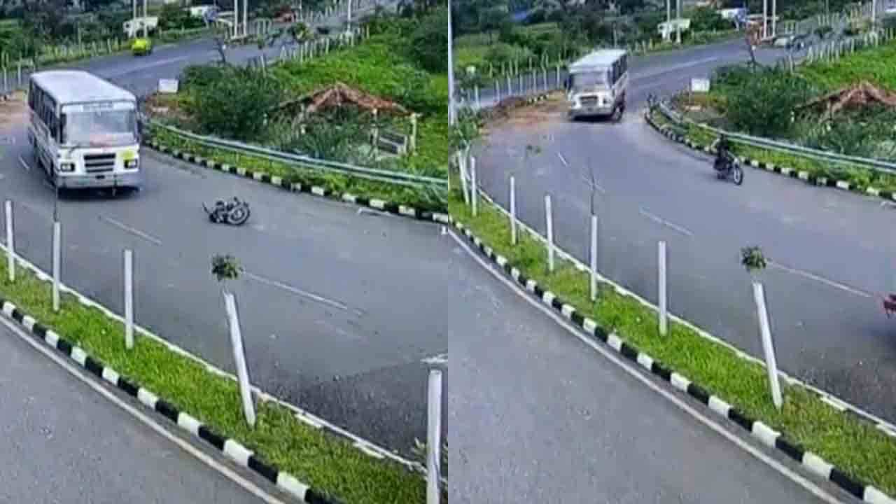 Viral Video: বাসের নীচে চাপা পড়েও বাঁচলেন বাইকার! কীভাবে? দেখুন ভিডিয়ো