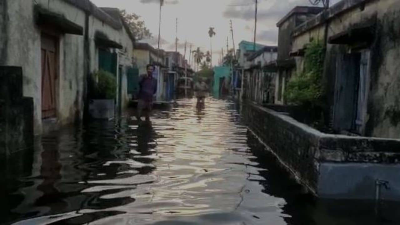 Khardah: জমা জলে একই পরিবারে ৩ সদস্যের মৃত্যু, তড়িঘড়ি ২ কোটির পাম্পিং প্রোজেক্টে অনুমোদন প্রশাসনের!