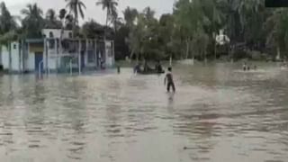 Medinipur: কোলের ছেলে নিয়ে দোরে বসে মা, হঠাৎই ঝুপ করে শব্দ… পিছন ঘোরার আগেই সব শেষ!