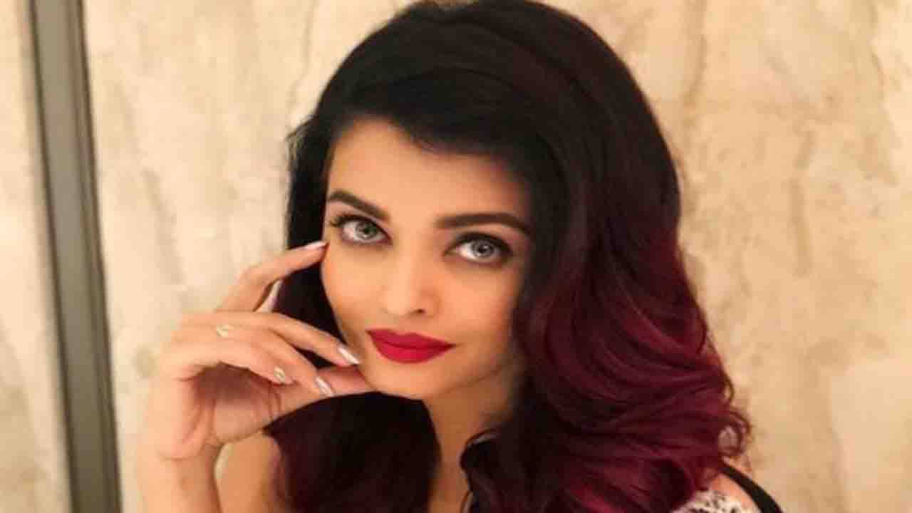 Aishwarya Rai Bachchan: ৪০০জন জুনিয়র আর্টিস্টের সঙ্গে দুদিন কাটালেন ঐশ্বর্য, তৈরি করলেন ইতিহাস