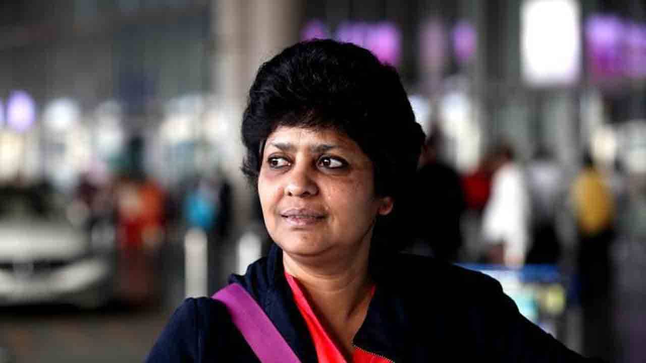 অন্য রাজ্য থেকে লোক আনা হচ্ছে, তাই অর্পিতা ঘোষের পদত্যাগ, বললেন দিলীপ