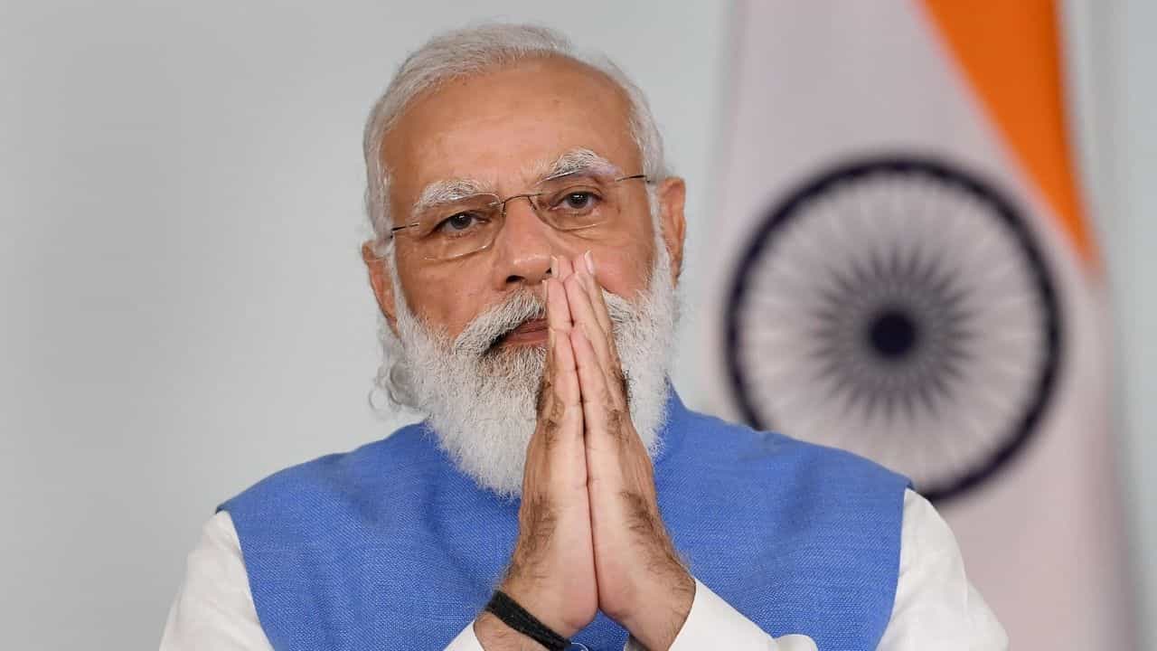 Narendra Modi Birthday: মেহসানার মাঝারি মানের পড়ুয়াই আজ প্রধানমন্ত্রী, কেমন ছিল নমোর শৈশব?