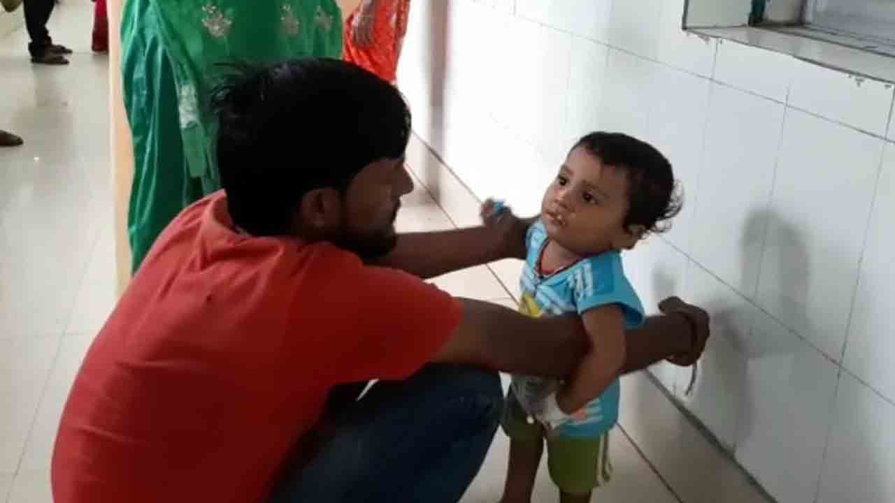 several children admitted at durgapur hospital down with fever