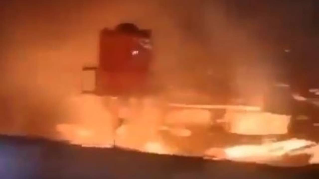 Jakarta Indonesia Prison Fire: দরজা খোলো, আমরা বাঁচতে চাই’, মধ্যরাতে জেলেই ঝলসে মৃত ৪১ বন্দি