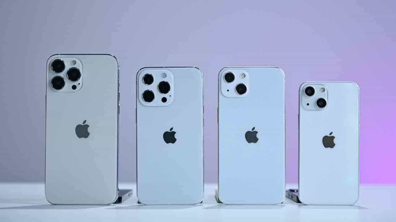 iPhone 13: অ্যানড্রয়েড ফোনের কোন কোন জনপ্রিয় ফিচার দেখা যাবে না আইফোন ১৩ সিরিজে? iPhone 13: অ্যানড্রয়েড ফোনের কোন কোন জনপ্রিয় ফিচার দেখা যাবে না আইফোন ১৩ সিরিজে?