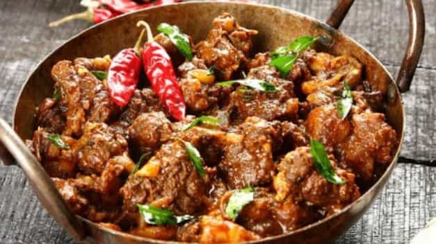 Recipe: নবমীর দুপুরে পাতে পড়ুক পাঁঠার মাংসের আচারি কোর্মা! Recipe: নবমীর দুপুরে পাতে পড়ুক পাঁঠার মাংসের আচারি কোর্মা!