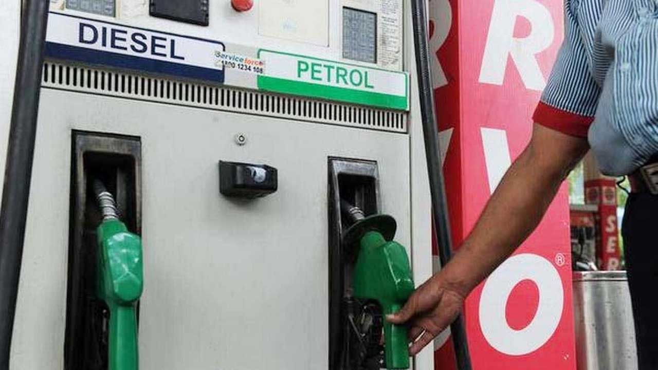 Petrol Price Today: 'বেসুরো' ডিজেল! টানা ১৯ দিন অপরিবর্তিত পেট্রোল