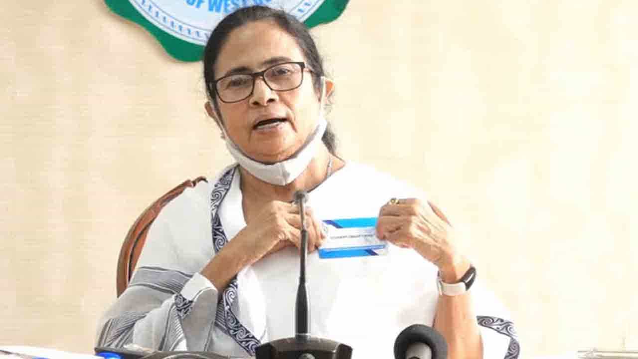 Student Credit Card: স্বাস্থ্যসাথীতে হাসপাতালের মতো স্টুডেন্ট ক্রেডিট কার্ডে 'বিধি বাম' ব্যাঙ্ক! 'উদ্বিগ্ন' নবান্ন Student Credit Card: স্বাস্থ্যসাথীতে হাসপাতালের মতো স্টুডেন্ট ক্রেডিট কার্ডে 'বিধি বাম' ব্যাঙ্ক! 'উদ্বিগ্ন' নবান্ন