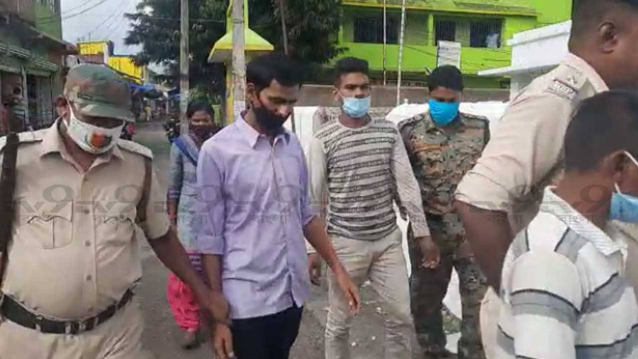 তুমি সুন্দরী, আমাদের সঙ্গে গেলে অনেক টাকা রোজগার করতে পারবে, টোপ গিললেই ঠিকানা অন্ধকার গলি