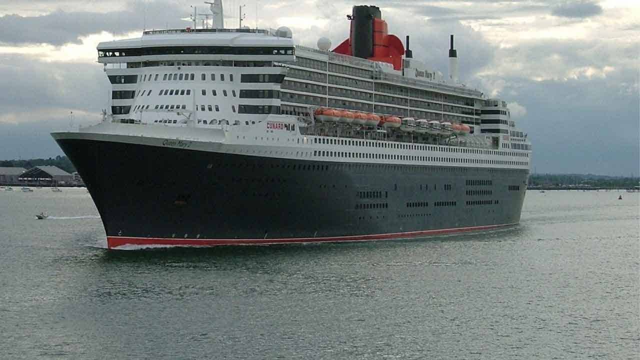 Drugs Seize: যাত্রী সেজেই উঠেছিল এনসিবি কর্তারা, মাঝসমুদ্রে প্রমোদতরণীর পার্টি থেকে মাদক সহ আটক একাধিক