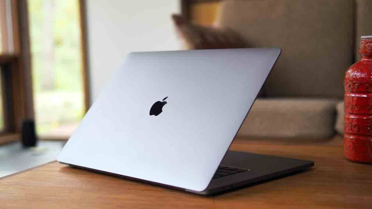 ভারতে পিছিয়ে গিয়েছে ম্যাকবুক প্রো (২০২১) এবং থার্ড জেনারেশন এয়ারপডসের বিক্রি!