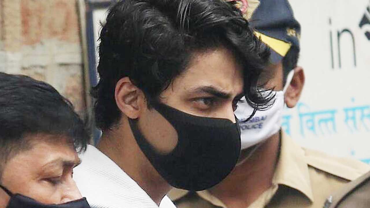 Aryan Khan drugs case: সাদা কাগজে সই করিয়েছে এনসিবি, আরিয়ান মামলায় দাবি এক সাক্ষীর!