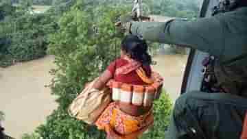 WB Flood Situation Live Update: বিপদ বাড়াচ্ছে অতিবৃষ্টি-ব্যারাজ, দুর্গত এলাকায় পৌঁছল কেন্দ্রীয় বাহিনী, এনডিআরএফ টিম