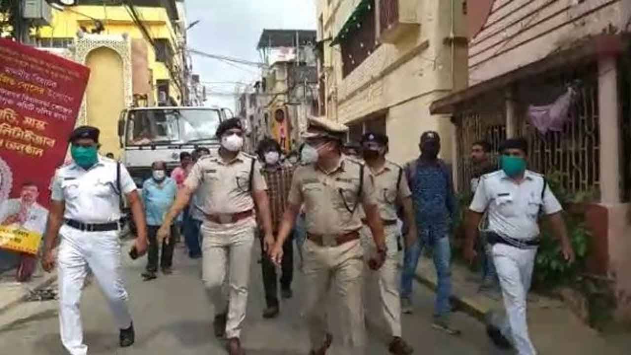 DurjaPuja Guidelines: কীভাবে নিয়ন্ত্রিত হবে ভিড়, কীভাবে নিয়ন্ত্রণ যান? নীল নকসা তৈরি কলকাতা পুলিশের