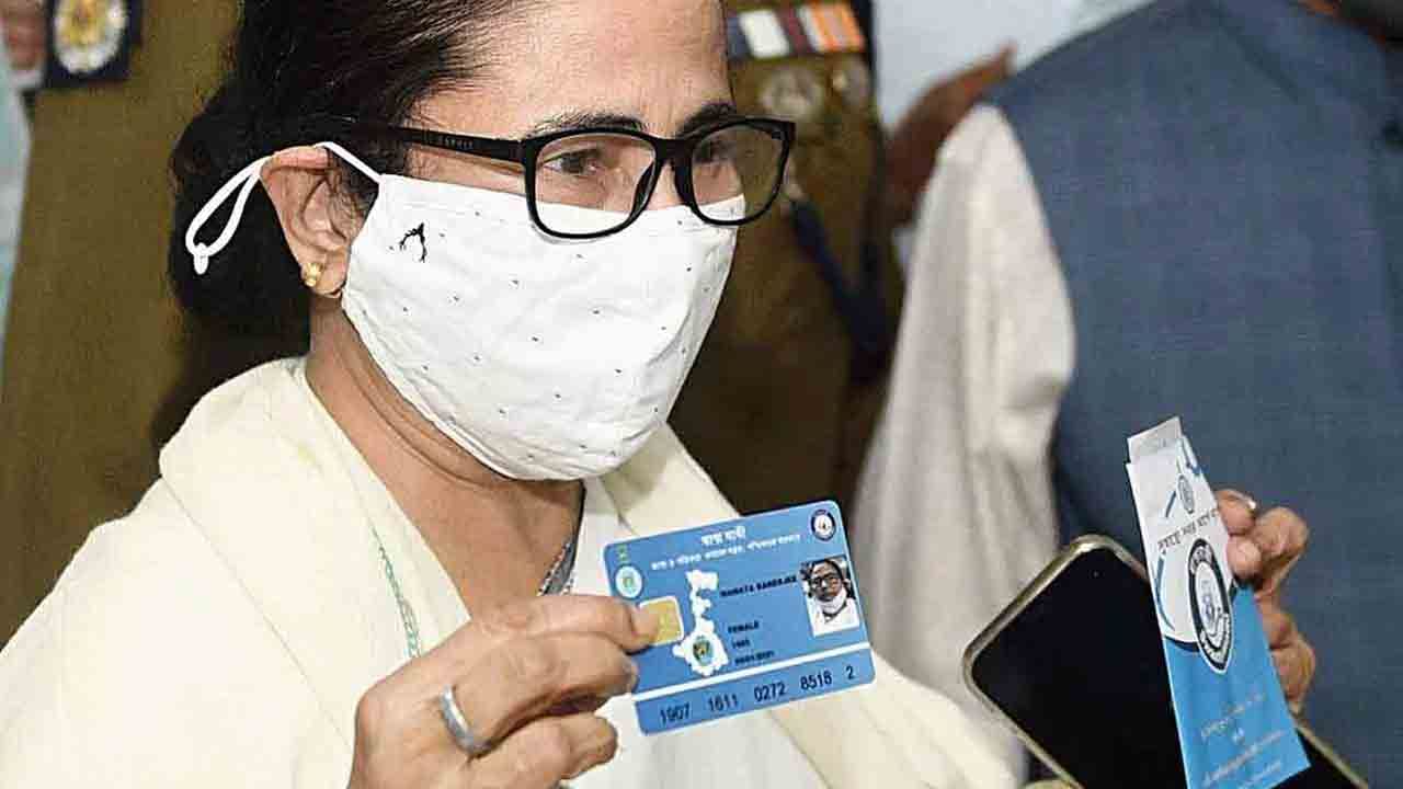 New Advisory on Health Scheme Card: মুখ্যমন্ত্রীর কড়া বার্তার দিনই স্বাস্থ্য দফতরের নয়া অ্যাডভাইজারি