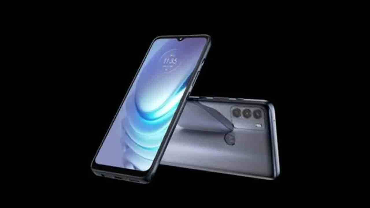 Motorola Smartphone: মোটো জি৫১ ৫জি ফোনের পাশাপাশি মোটো জি৭১ ৫জি ফোন নিয়েও কাজ শুরু করেছে মোটোরোলা
