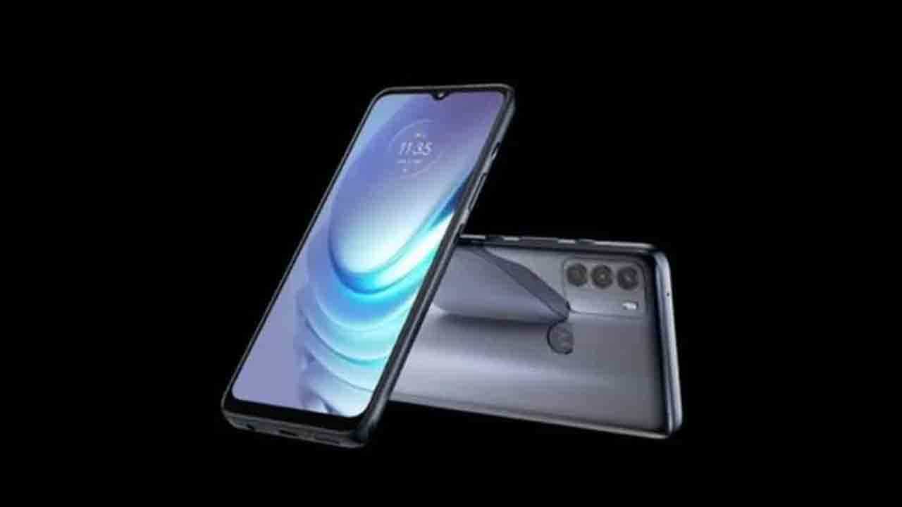 Motorola Smartphone: মোটো জি৫১ ৫জি ফোনের পাশাপাশি মোটো জি৭১ ৫জি ফোন নিয়েও কাজ শুরু করেছে মোটোরোলা Motorola Smartphone: মোটো জি৫১ ৫জি ফোনের পাশাপাশি মোটো জি৭১ ৫জি ফোন নিয়েও কাজ শুরু করেছে মোটোরোলা