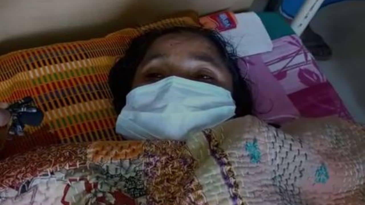 Unknown Fever: শিয়রে করোনা কাঁটা, চোখ রাঙাচ্ছে জ্বর, পরীক্ষায় ধরা পড়ছে ডেঙ্গুও