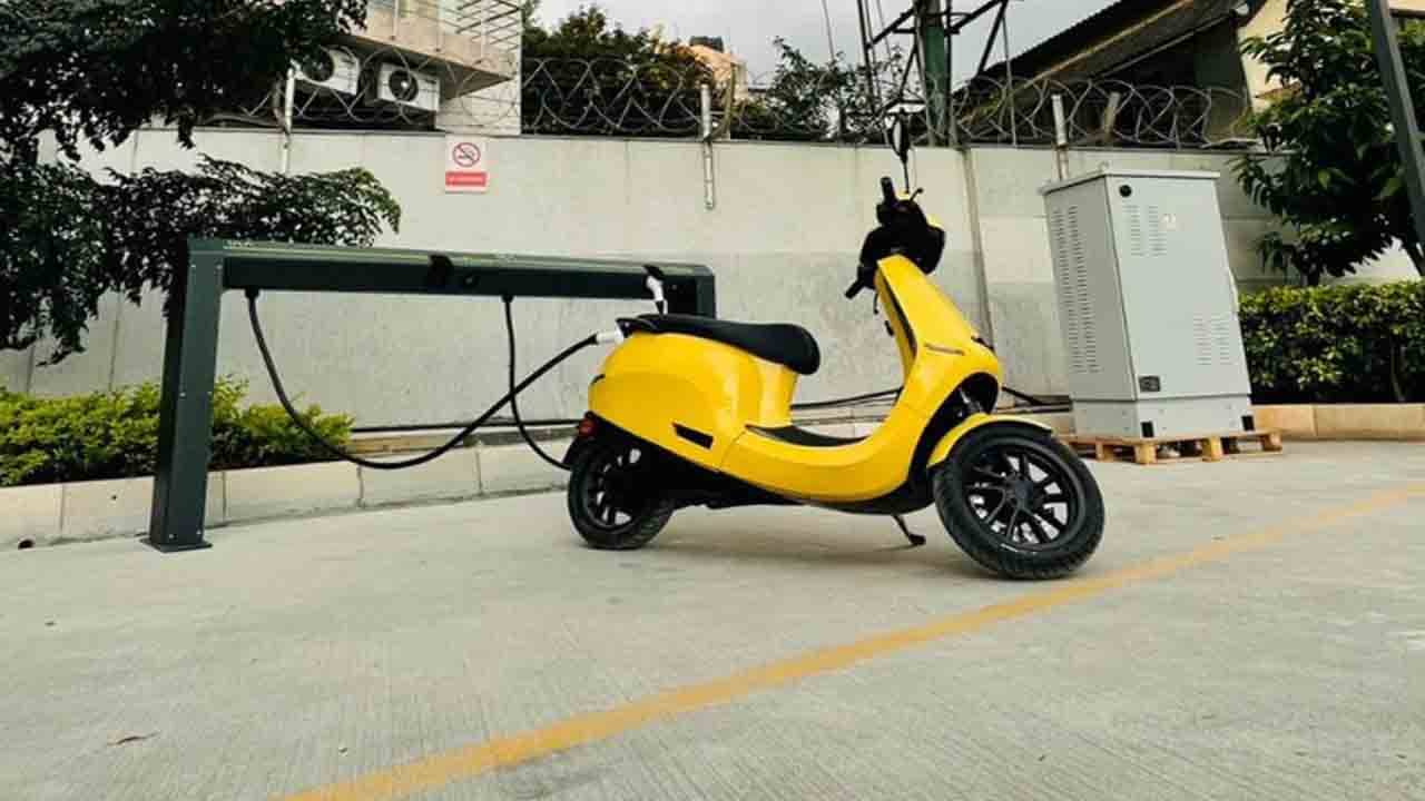 Ola Electric: টেস্ট রাইড শুরুর আগেই চালু হল ওলার প্রথম হাইপার চার্জার