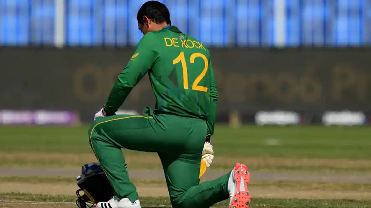 T20 World Cup 2021: কৃষ্ণাঙ্গ বিপ্লবে অংশ নিয়ে হাঁটু মুড়লেন ডিকক