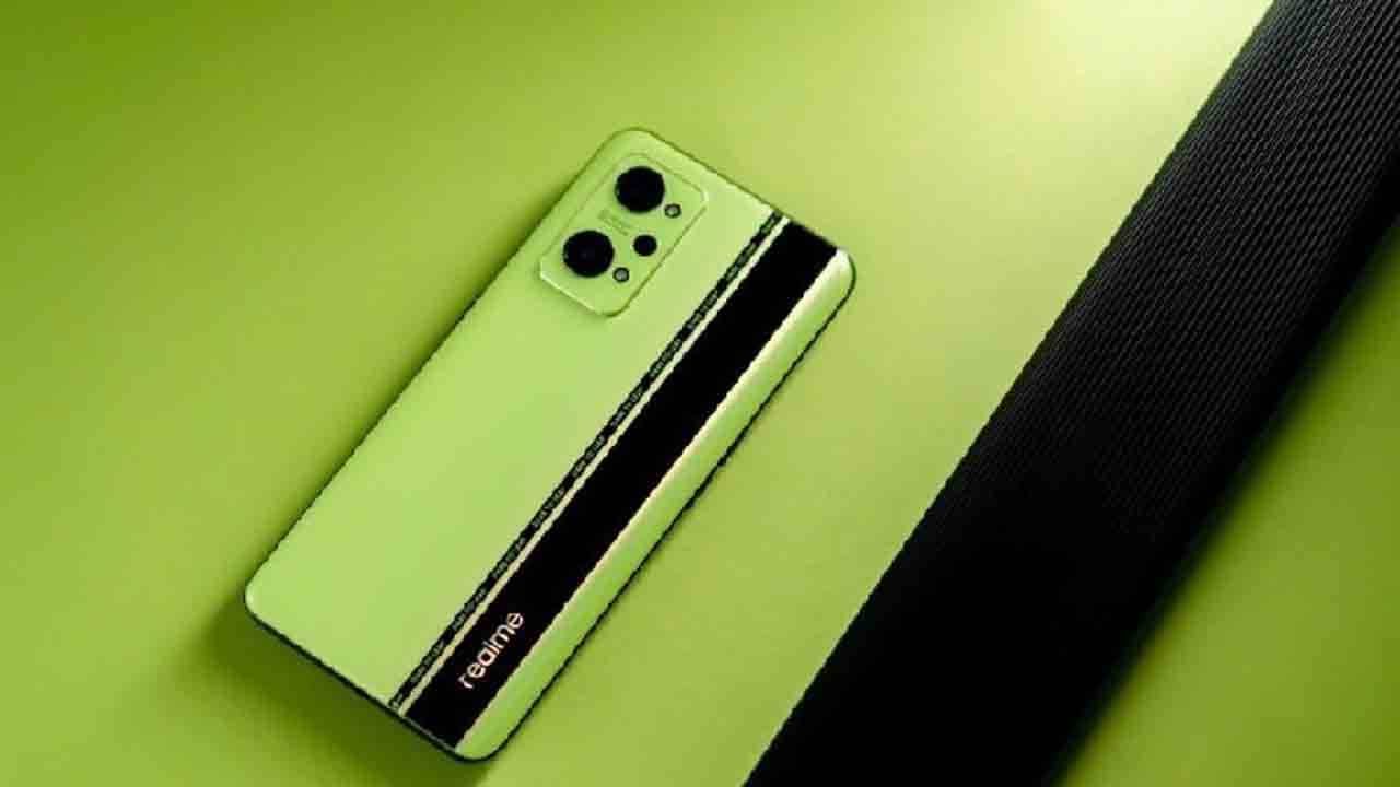 Realme GT Neo 2: নতুন রঙে ভারতে আসছে রিয়েলমি জিটি নিও ২ এবং রিয়েলমি বাডস এয়ার ২