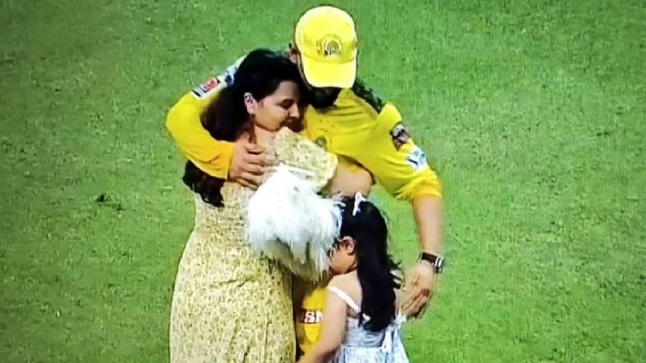 MS Dhoni: আবারও বাবা হচ্ছেন মাহি