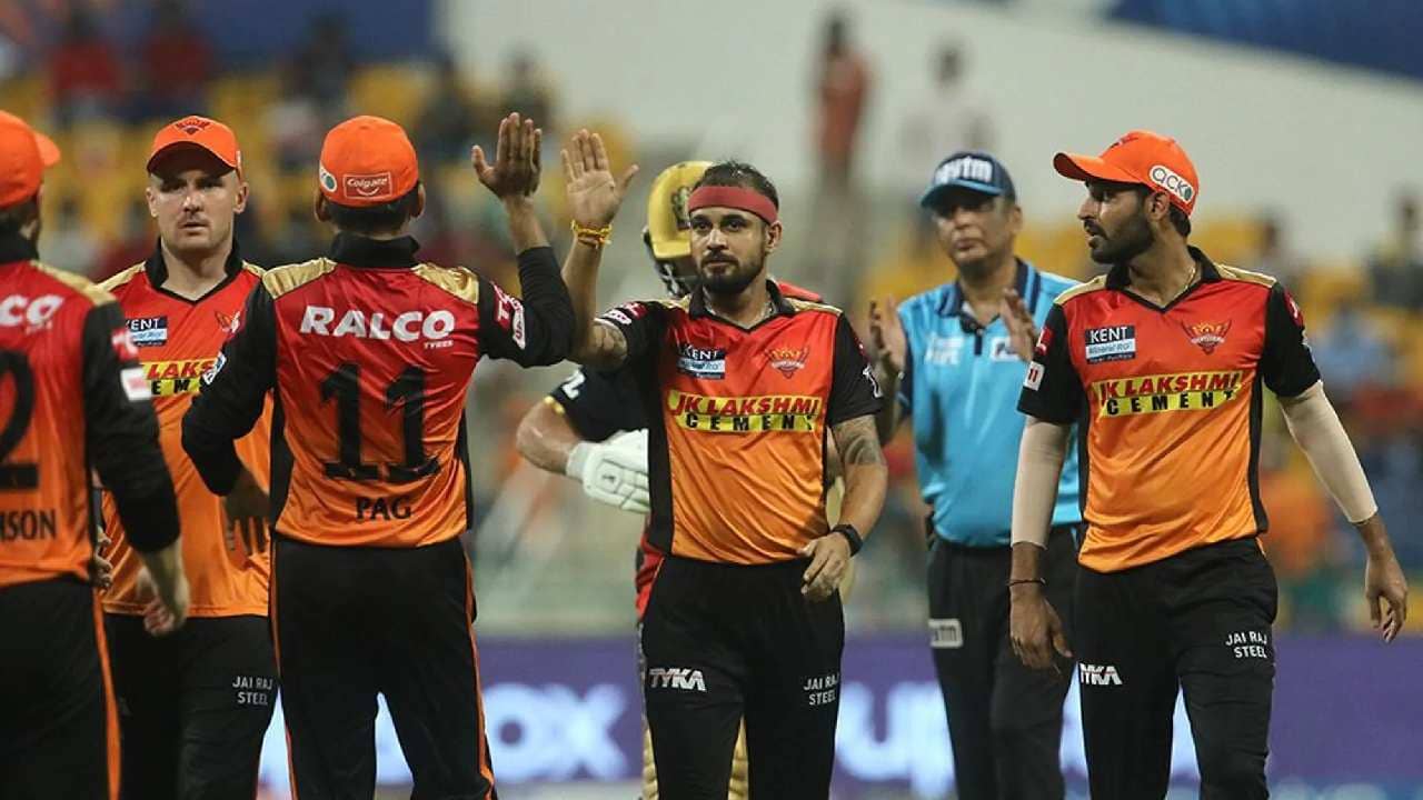RCB vs SRH, IPL 2021 Match 52 Result: ৪ রানে আরসিবিকে হারাল হায়দরাবাদ