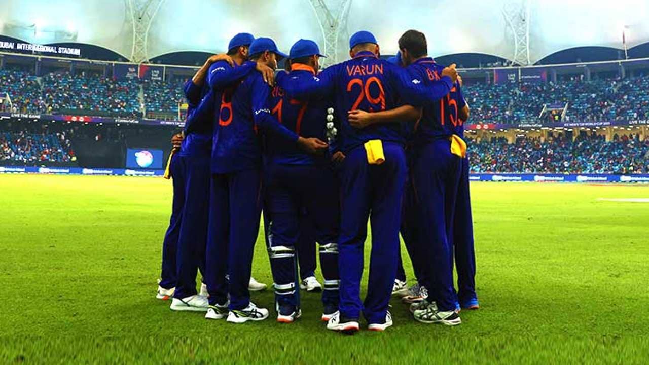 T20 World Cup 2021: ধোনি মডেল অনুসরণ করে হয়তো পাক ম্যাচের টিমই খেলবে রবিবার