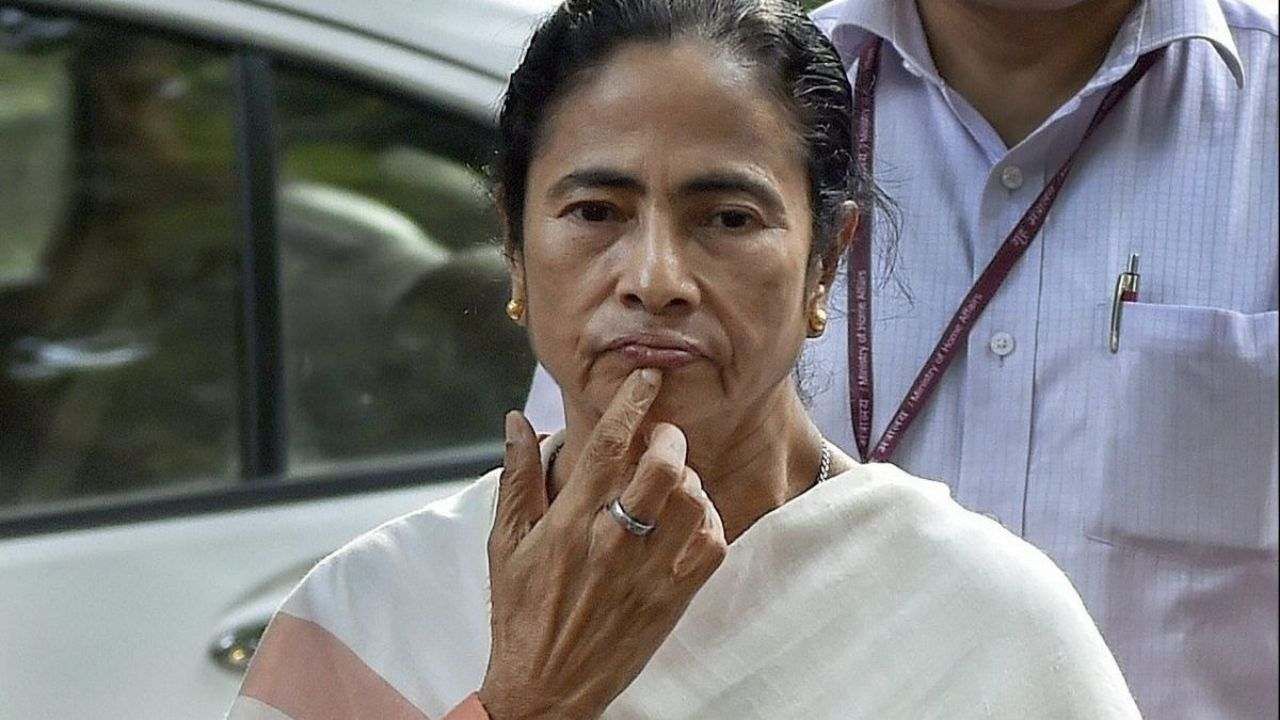 Mamata in Goa: মমতার সফরের আগেই গোয়া জুড়ে 'জয় শ্রীরাম' পোস্টার