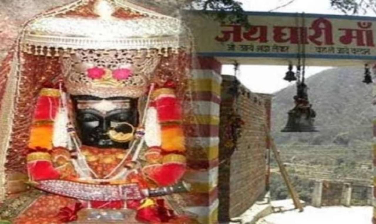 Navratri: সারা বছর স্বাভাবিক থাকলেও নবরাত্রির দিনগুলিতে এই মন্দিরের দেবীমূর্তির আকার বৃদ্ধি পায়!