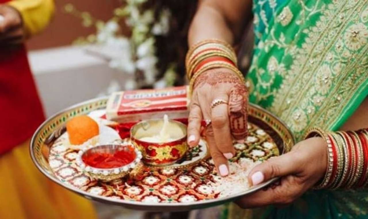 October 2021: শারদীয়া থেকে কারওয়া চৌথ, অক্টোবরে কোন কোন সময়ে কী কী পুজো-পার্বণ রয়েছে, জেনে নিন